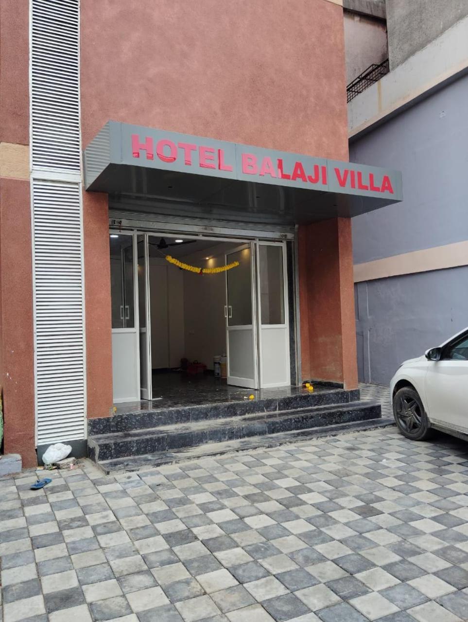 Hotel Balaji Villa Vadodara Eksteriør billede
