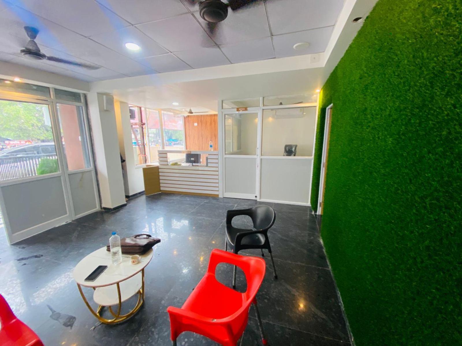Hotel Balaji Villa Vadodara Eksteriør billede